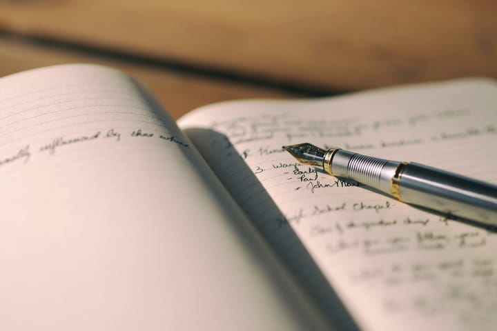 Why Writing Down Things with Pen and Paper is Still Important